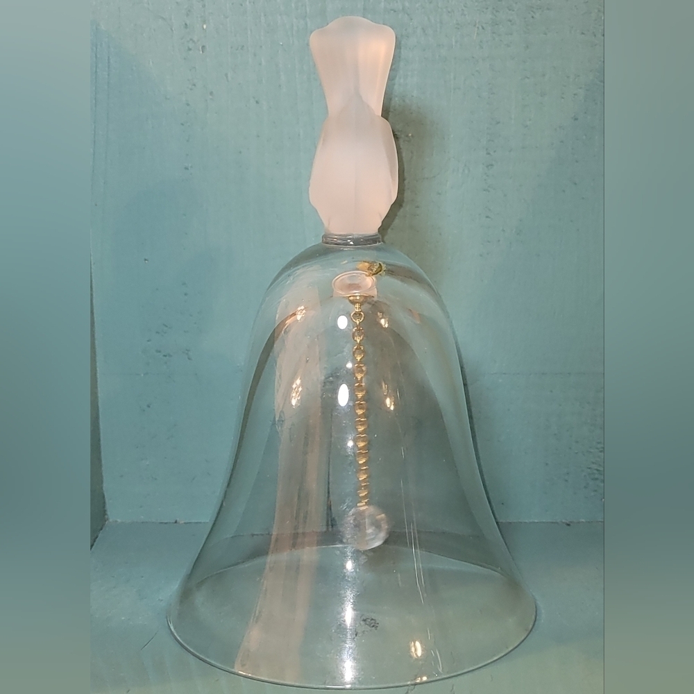 Bird Dinner Bell Clear Glass With Frosted Bird On Top - Picture 2 of 4
